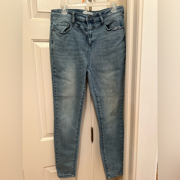 skinny jeans - Picture 5 of 6